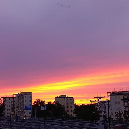 B&B Airport Serenity Suites Наполи Екстериор снимка