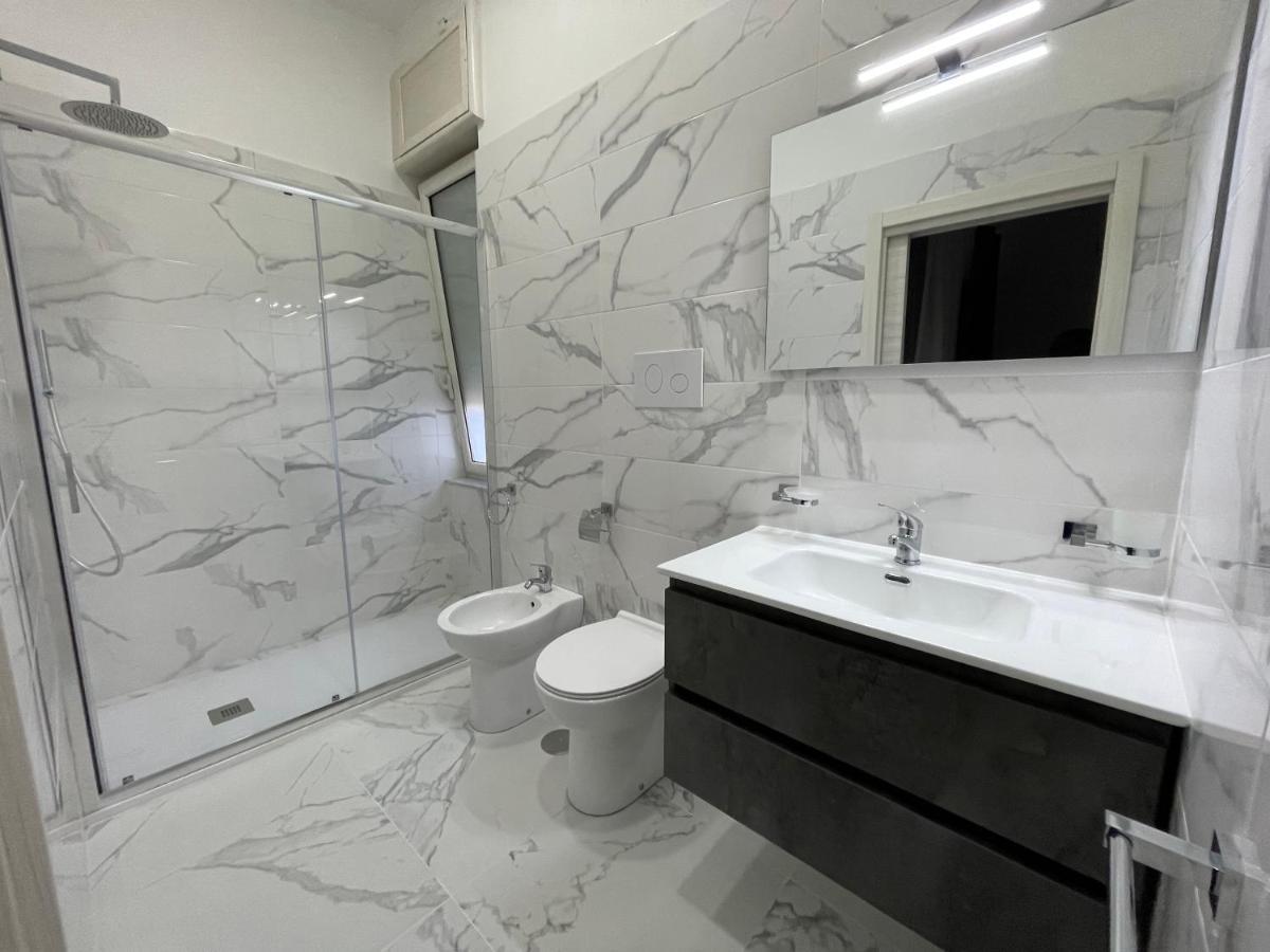 B&B Airport Serenity Suites Наполи Екстериор снимка
