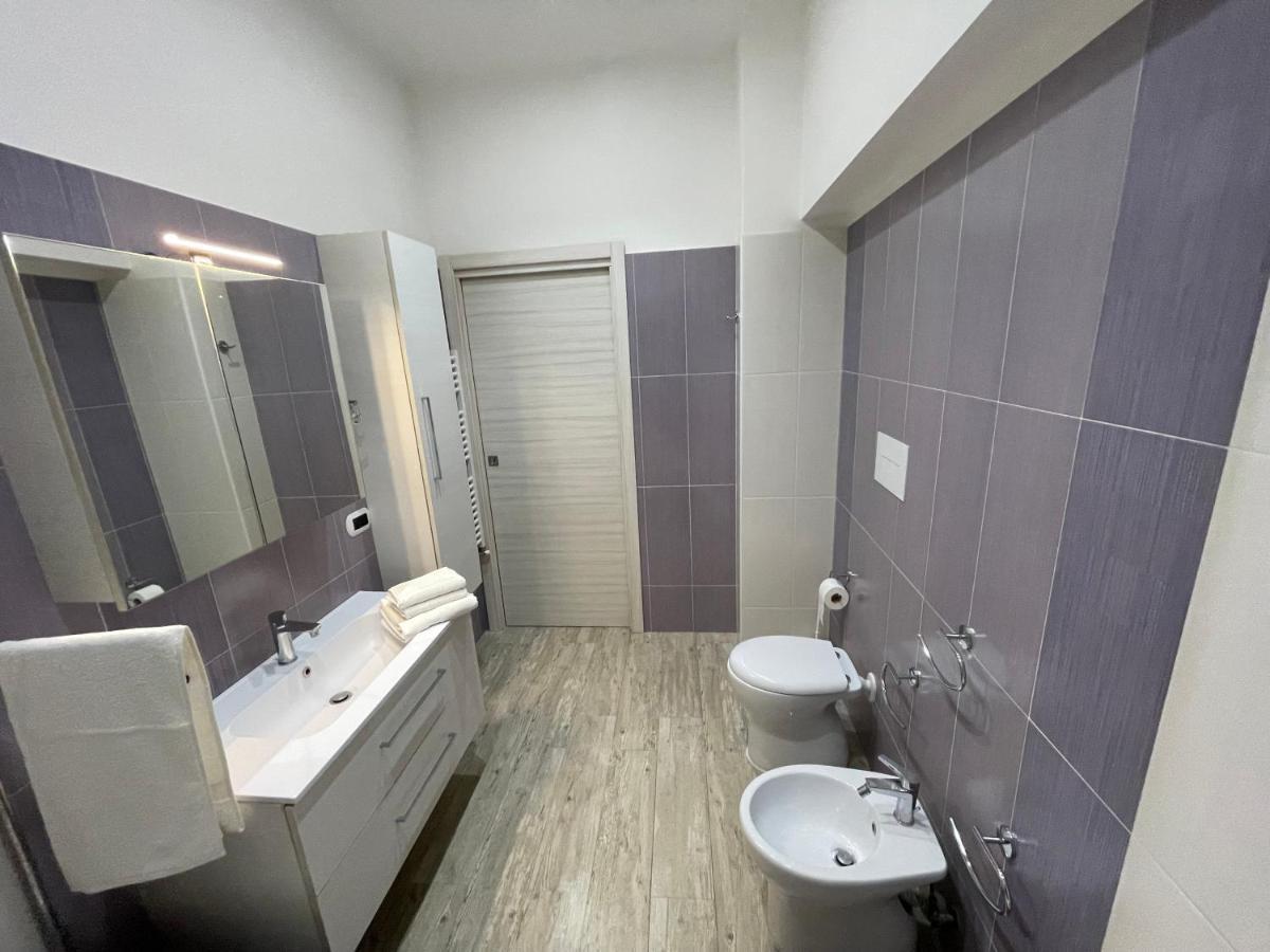B&B Airport Serenity Suites Наполи Екстериор снимка